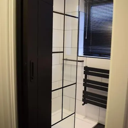 The Little Luxury Getaway! * Leeds (West Yorkshire)