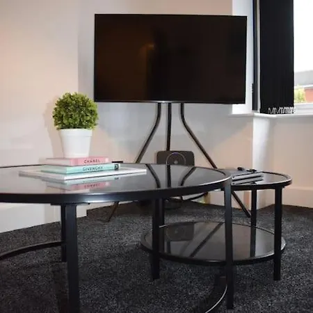 The Little Luxury Getaway!