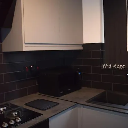 The Little Luxury Getaway!