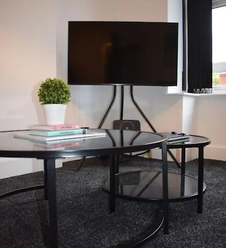 The Little Luxury Getaway!