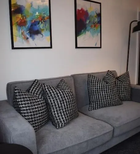 The Little Luxury Getaway! * Leeds (West Yorkshire)